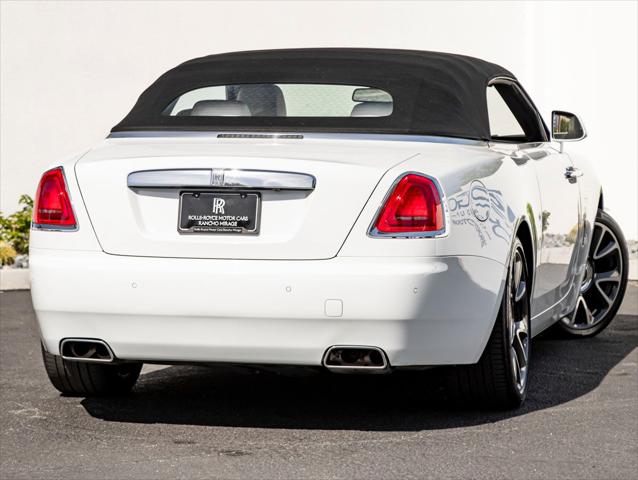 2018 Rolls-Royce Dawn Base