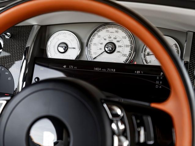 2018 Rolls-Royce Dawn Base