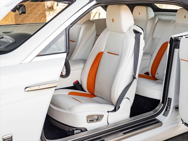 2018 Rolls-Royce Dawn Base