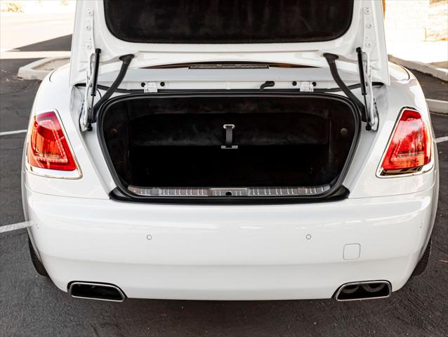 2018 Rolls-Royce Dawn Base