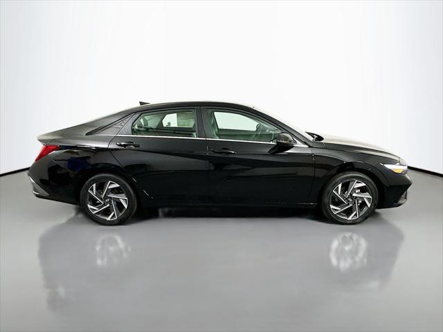 2026 Hyundai Elantra Hybrid Limited