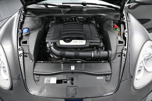 2014 Porsche Cayenne Base