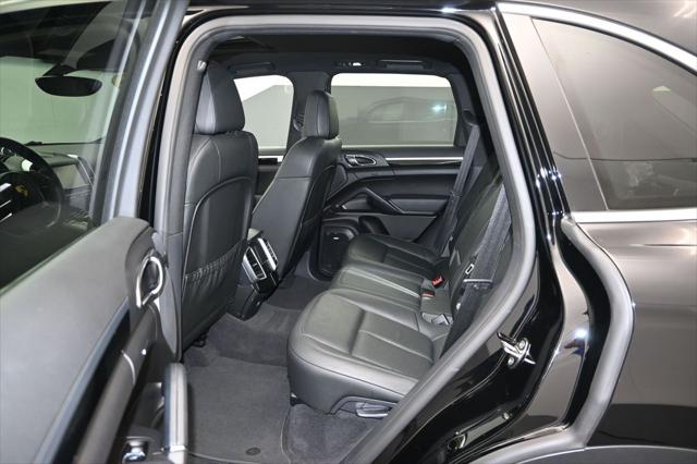 2014 Porsche Cayenne Base