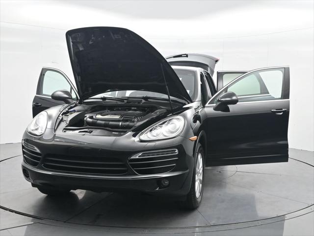 2014 Porsche Cayenne Base