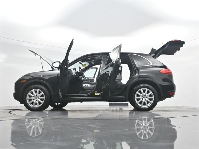 2014 Porsche Cayenne Base