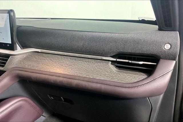 Used 2025 Ford Explorer Platinum For Sale in Olive Branch, MS