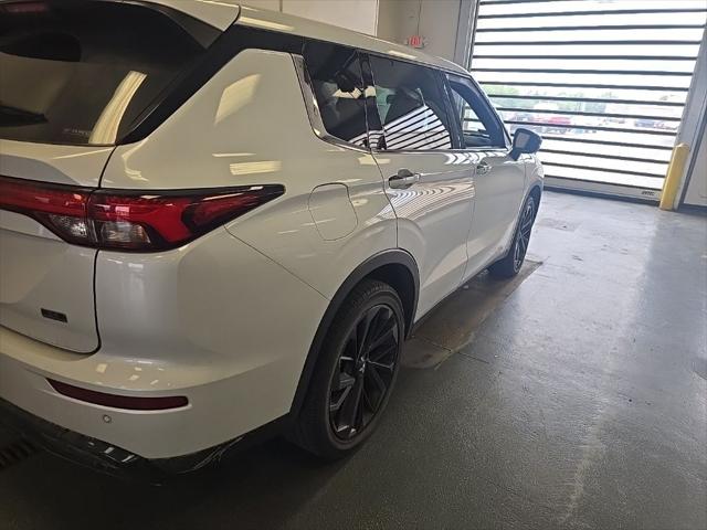2023 Mitsubishi Outlander SE Black Edition S-AWC
