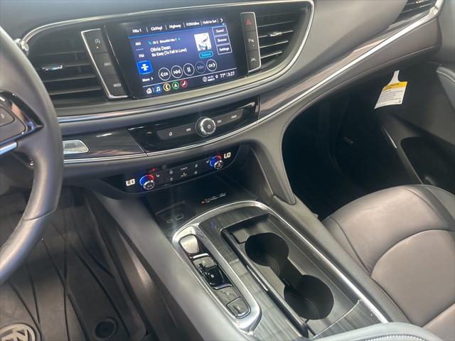 2023 Buick Enclave Essence AWD