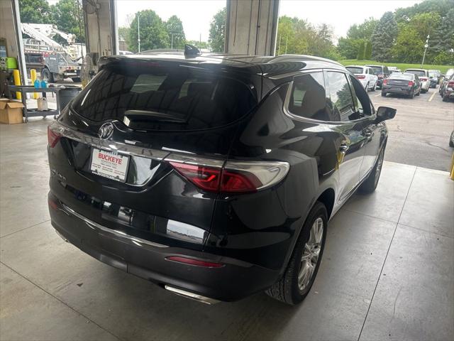 2023 Buick Enclave Essence AWD