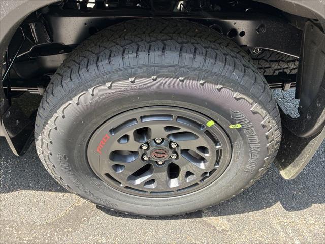 2026 Nissan Frontier Crew Cab Long Bed PRO-4X 4x4