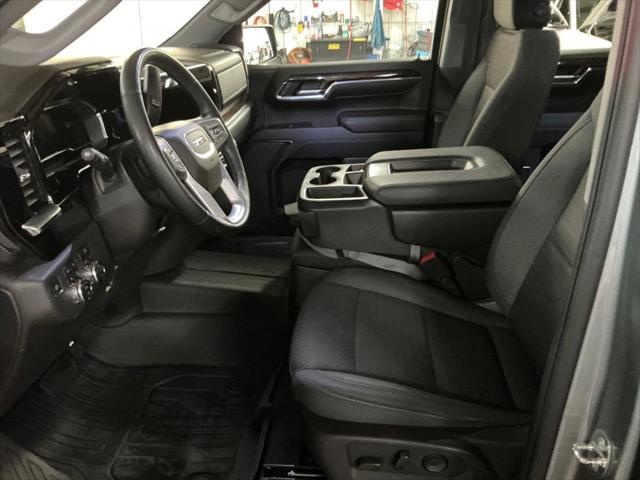 2023 GMC Sierra 1500 4WD Crew Cab Short Box Elevation with 3SB