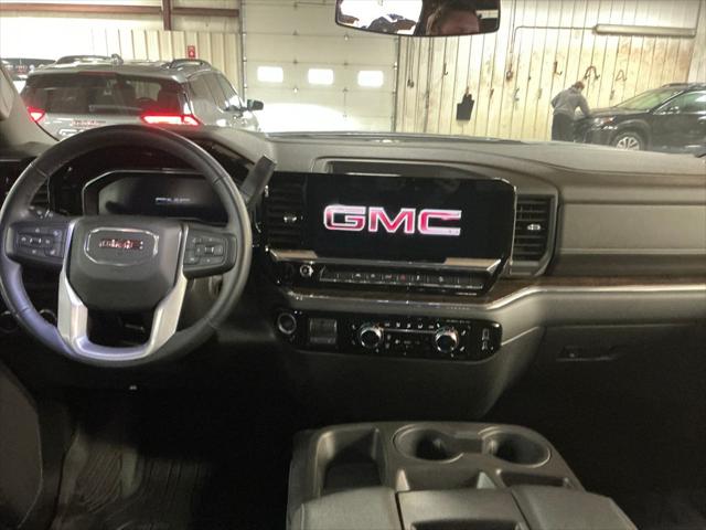 2023 GMC Sierra 1500 4WD Crew Cab Short Box Elevation with 3SB