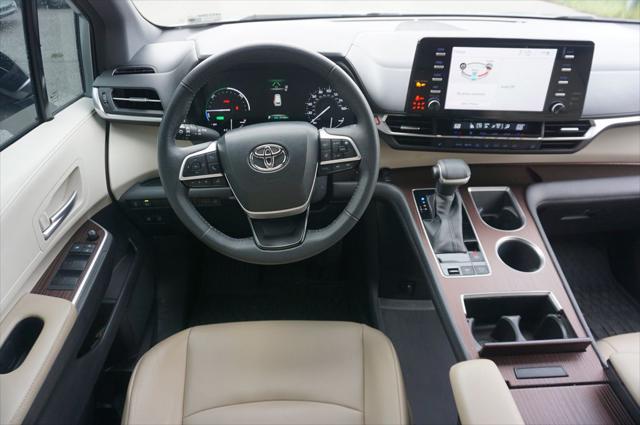 2022 Toyota Sienna XLE