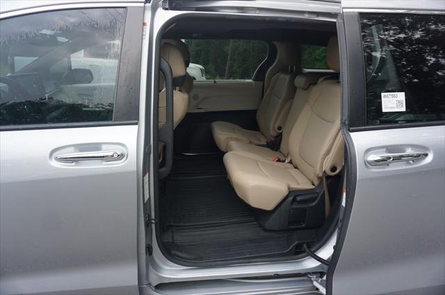2022 Toyota Sienna XLE