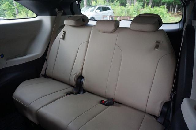 2022 Toyota Sienna XLE