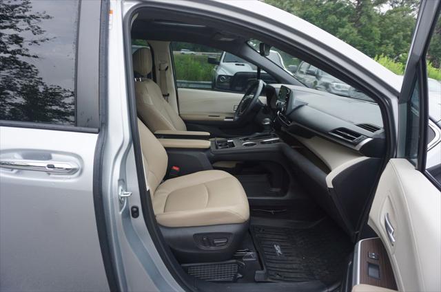 2022 Toyota Sienna XLE
