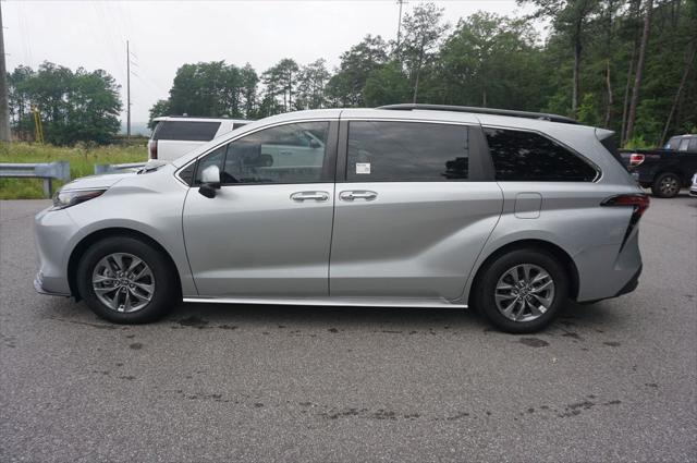 2022 Toyota Sienna XLE