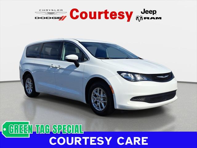 2023 Chrysler Voyager LX for sale in Grand Rapids, MI
