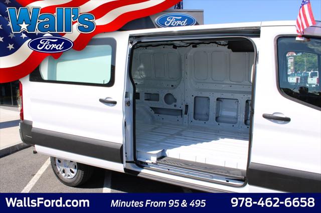2026 Ford Transit Cargo Van Base