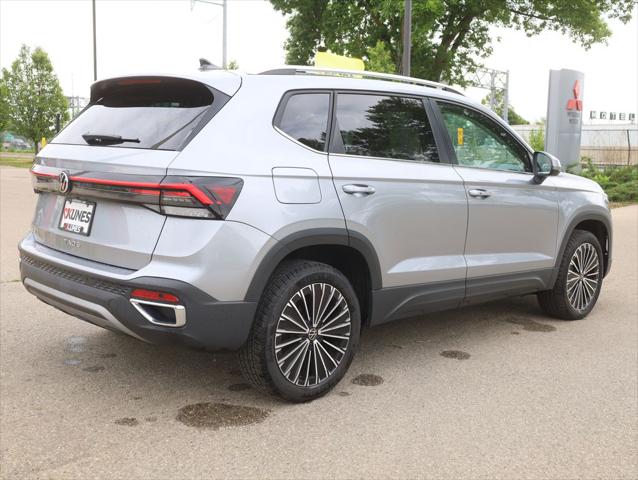 2025 Volkswagen Taos 1.5T SE