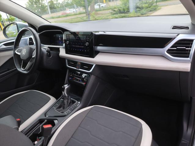 2025 Volkswagen Taos 1.5T SE