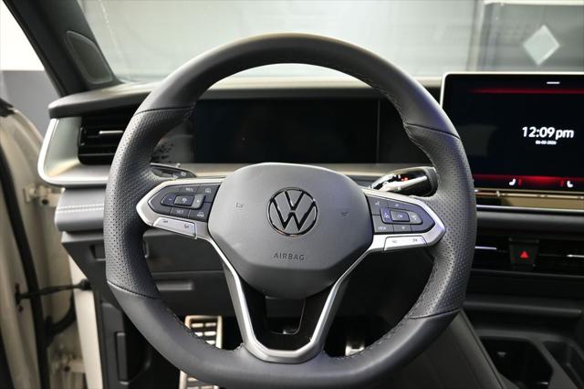 2026 Volkswagen Tiguan SE R-Line Black