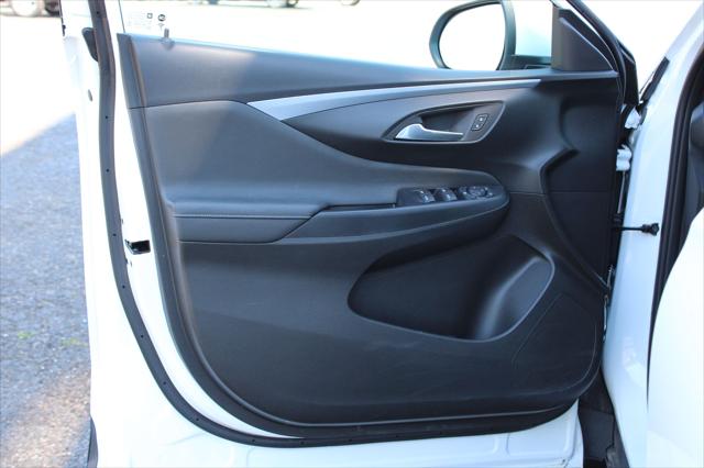 2024 Buick NV Preferred FWD