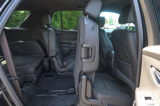 2022 Chevrolet Traverse AWD LT Leather