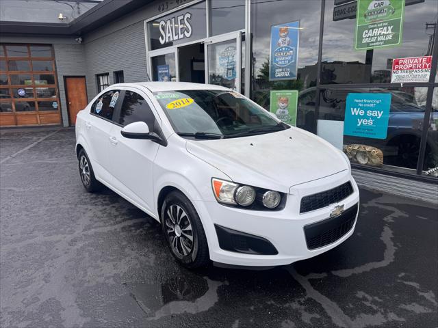 2014 Chevrolet Sonic LS Auto