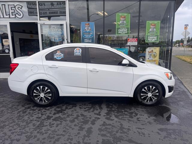2014 Chevrolet Sonic LS Auto