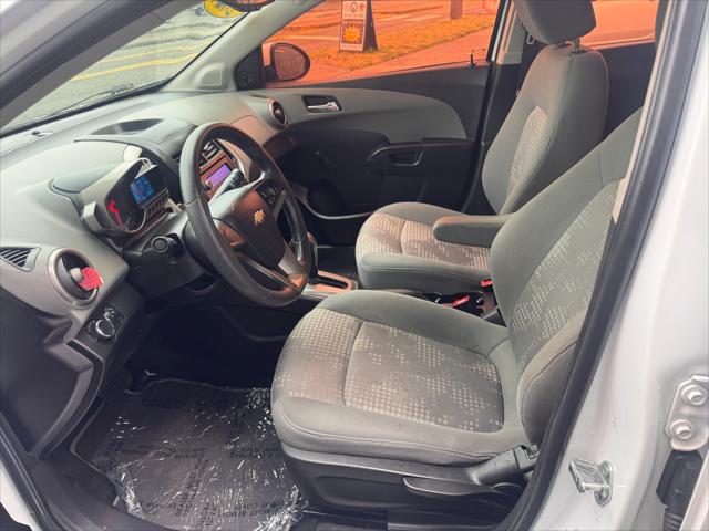 2014 Chevrolet Sonic LS Auto