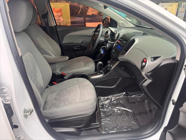 2014 Chevrolet Sonic LS Auto