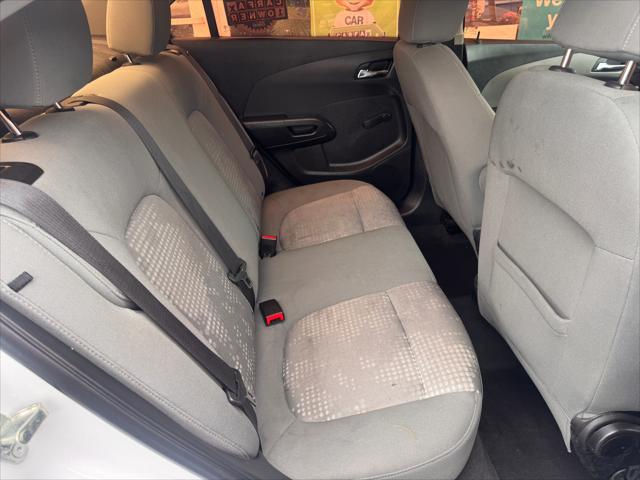 2014 Chevrolet Sonic LS Auto