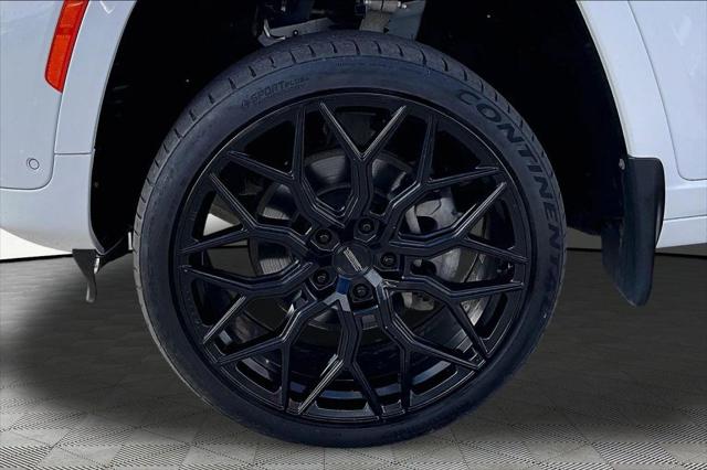 2022 Jeep Grand Cherokee Summit Reserve