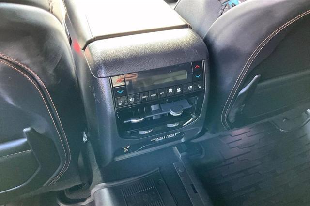 2022 Jeep Grand Cherokee Summit Reserve