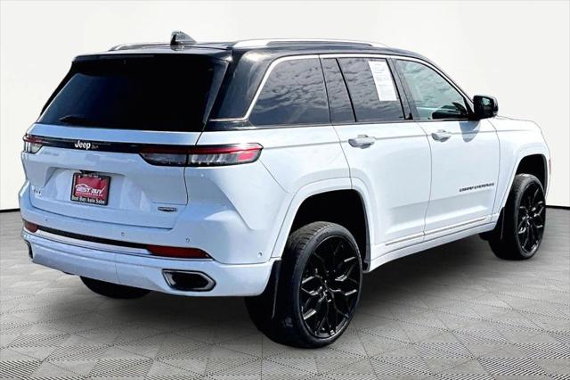 2022 Jeep Grand Cherokee Summit Reserve