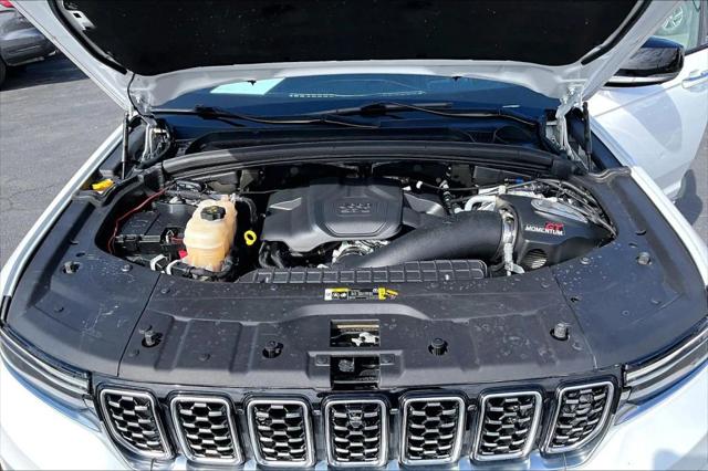2022 Jeep Grand Cherokee Summit Reserve
