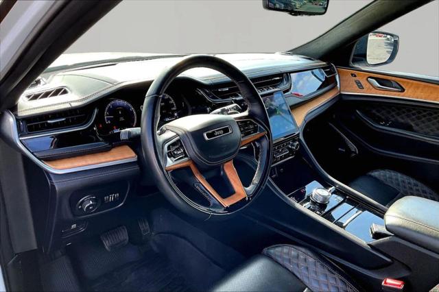 2022 Jeep Grand Cherokee Summit Reserve