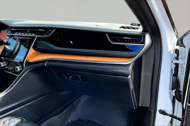 2022 Jeep Grand Cherokee Summit Reserve