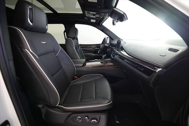 2024 Cadillac Escalade ESV 4WD Premium Luxury