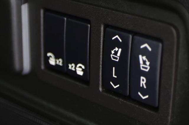 2024 Cadillac Escalade ESV 4WD Premium Luxury