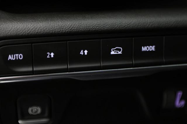 2024 Cadillac Escalade ESV 4WD Premium Luxury