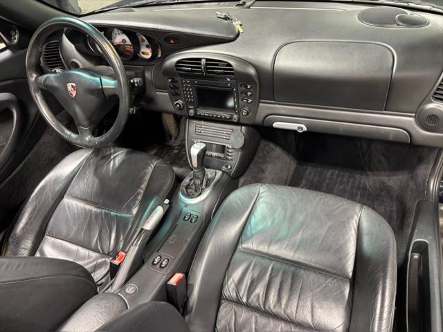 2004 Porsche 911 Carrera 4S