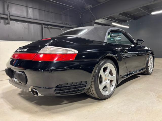 2004 Porsche 911 Carrera 4S