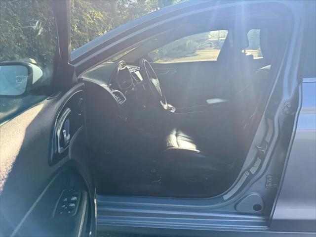 2015 Chrysler 200 C