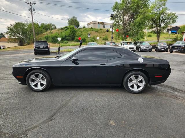 2017 Dodge Challenger SXT