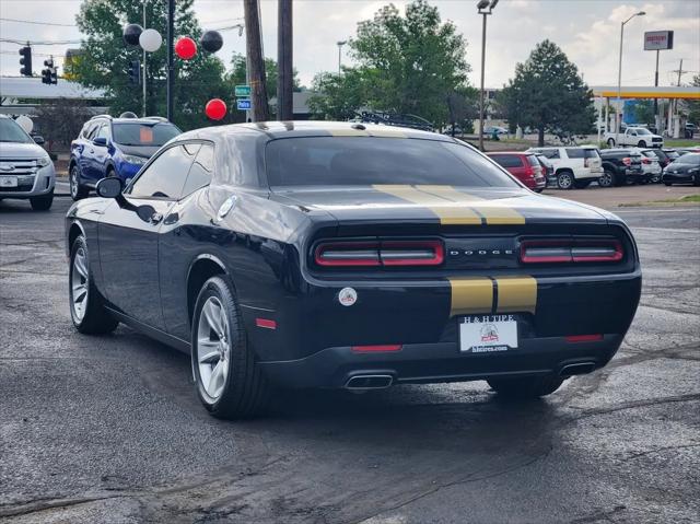 2017 Dodge Challenger SXT