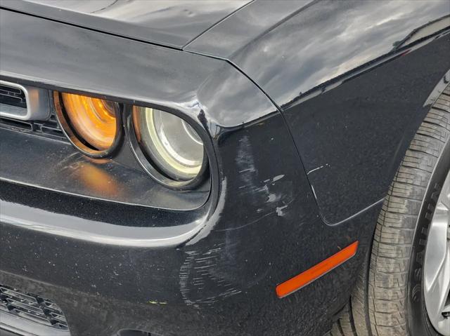 2017 Dodge Challenger SXT
