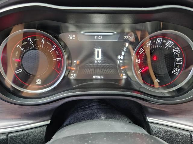 2017 Dodge Challenger SXT