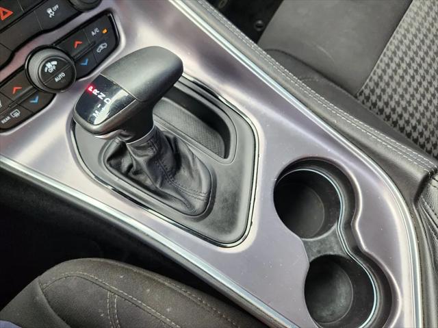 2017 Dodge Challenger SXT
